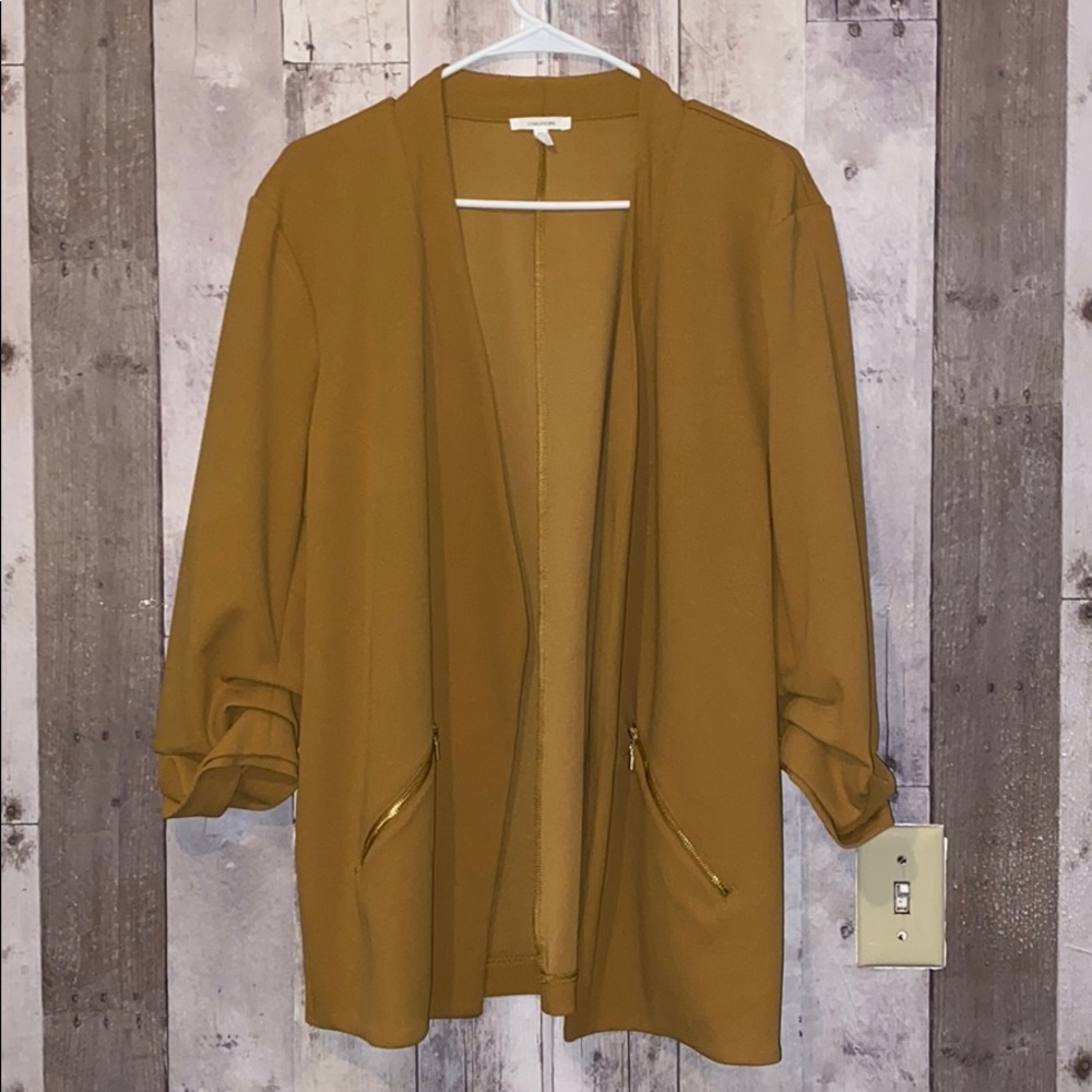 GOLD BLAZER